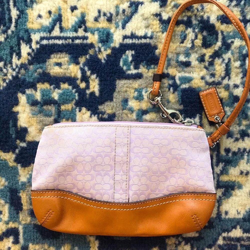 Vintage y2k Coach Lavender Leather Wrist wallet
